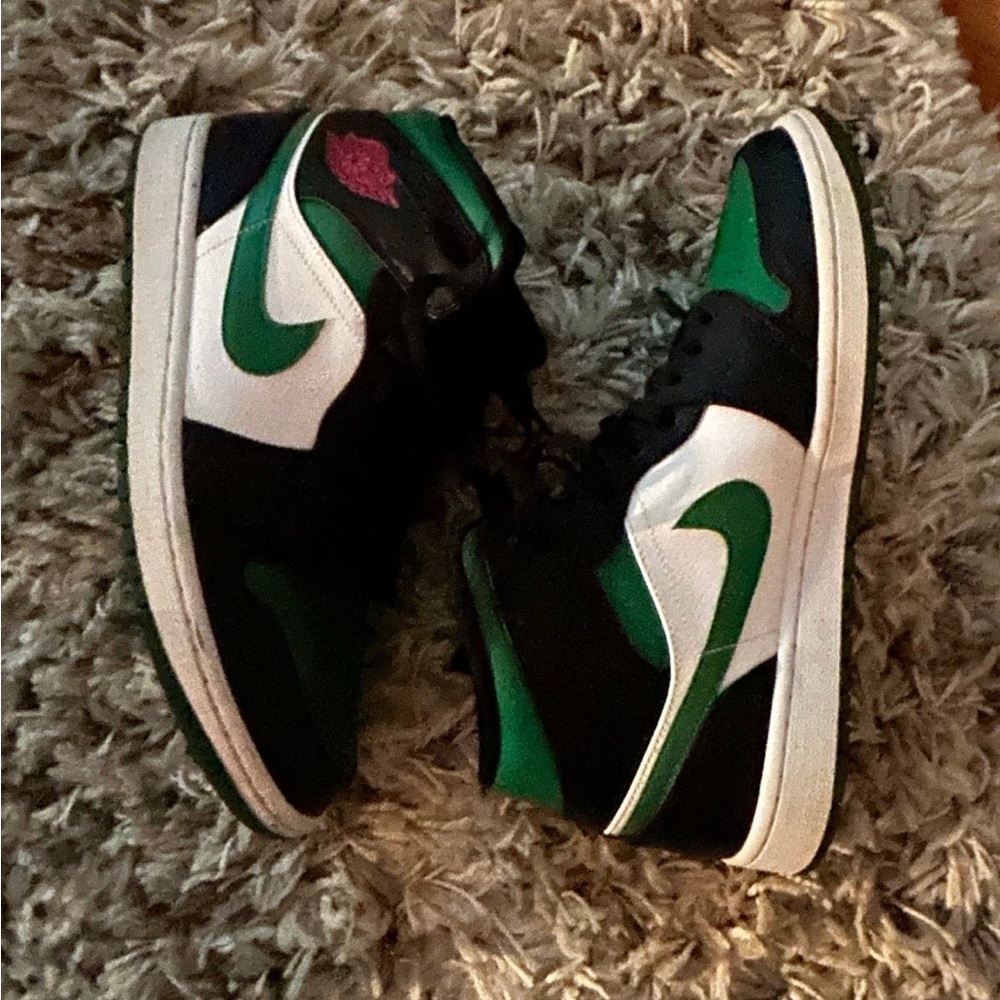 Jordan - Picture 2 of 2